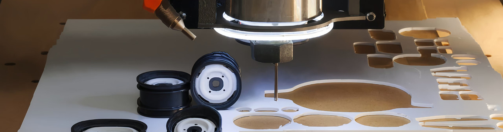 Delrinを機械で造るCNC